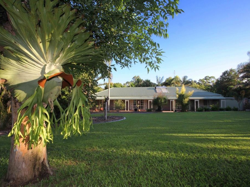 8 Mountain View Place, Glass House Mountains, Qld 4518