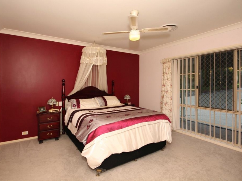 8 Mountain View Place, Glass House Mountains, Qld 4518