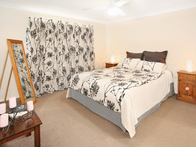 2 Griffin Crescent, Caloundra West, QLD 4551