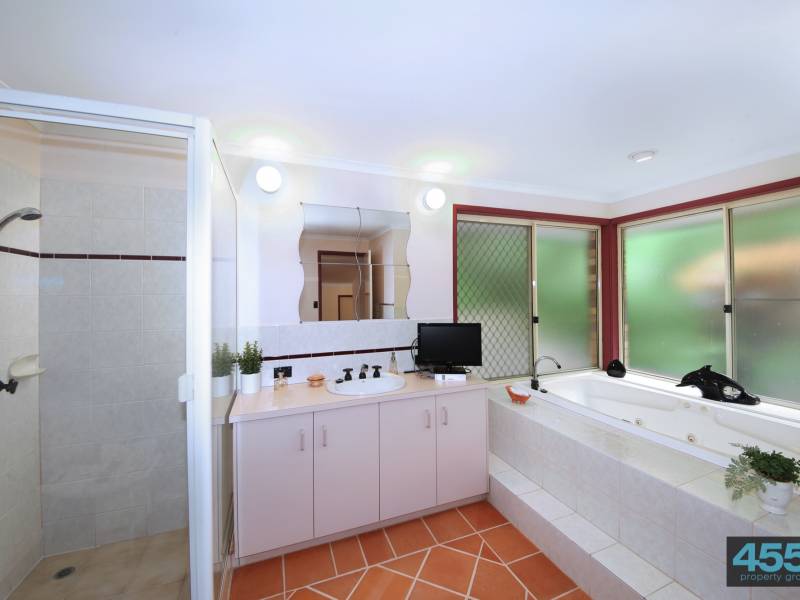 10-16 Gordon Drive, Tanawha, Qld 4556 Australia