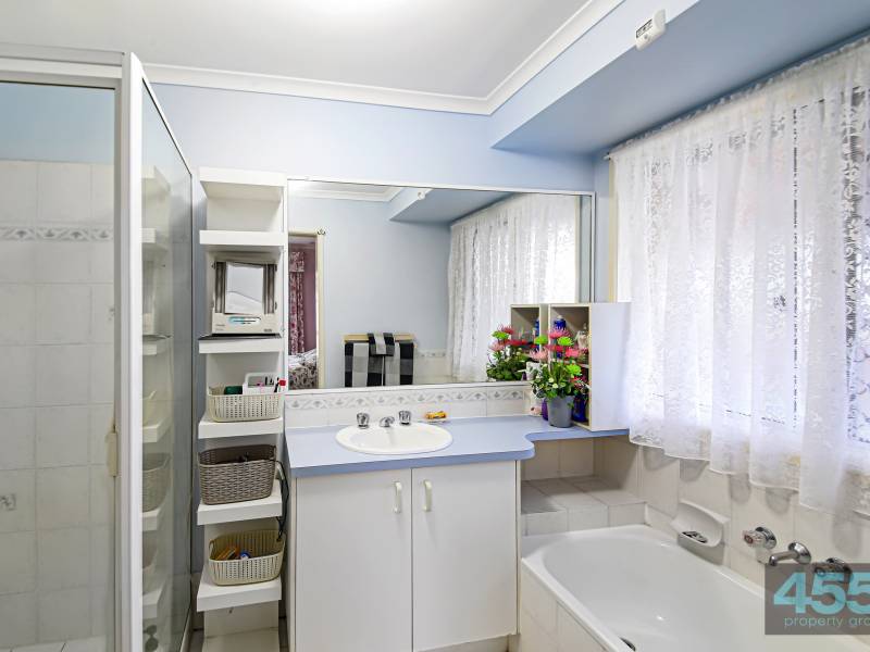 17 Cottonwood Court, Landsborough, Qld 4550 Australia