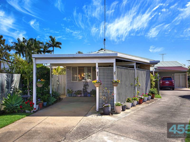 12 Collins Lane, Golden Beach, Qld 4551 Australia
