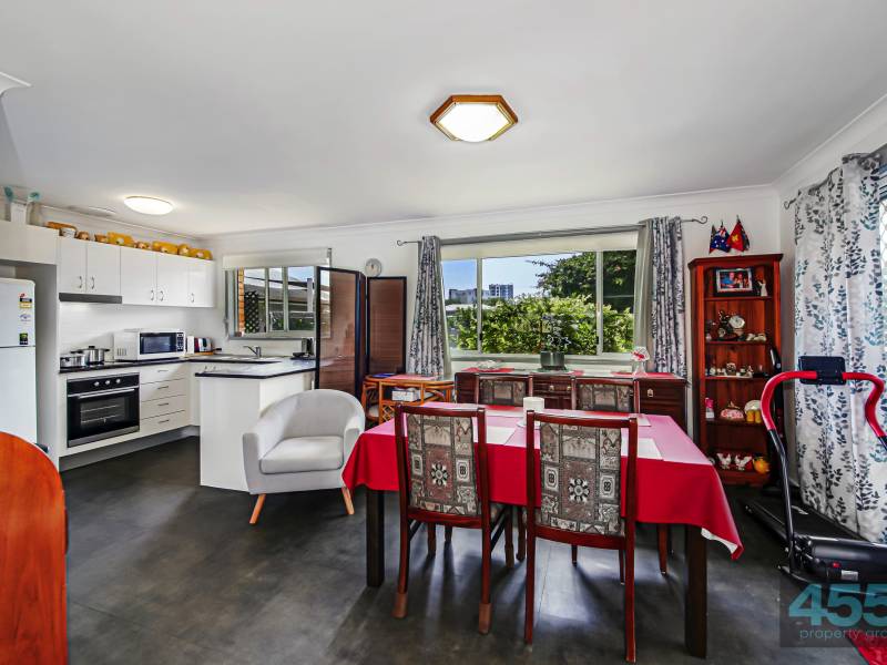 12 Collins Lane, Golden Beach, Qld 4551 Australia