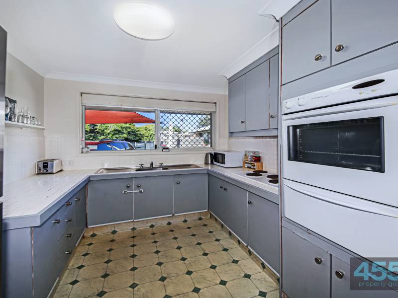 12 Collins Lane, Golden Beach, Qld 4551 Australia